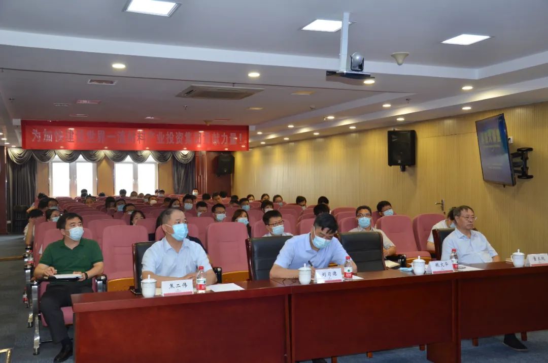 22165a418b8bc42f0daccde229d8f60.jpg 22165a418b8bc42f0daccde229d8f60.jpg